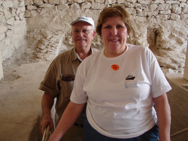 2008/03(March)/AroundTheWorld/Egypt/Valley of the Kings/640x480_Leaving Tut's Tomb. We saw his mummy.jpg